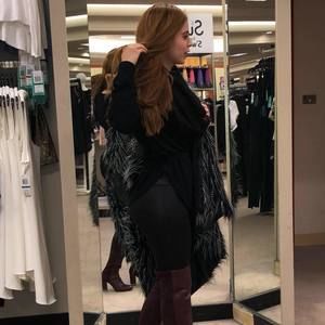 Meet your Posher, Nicole